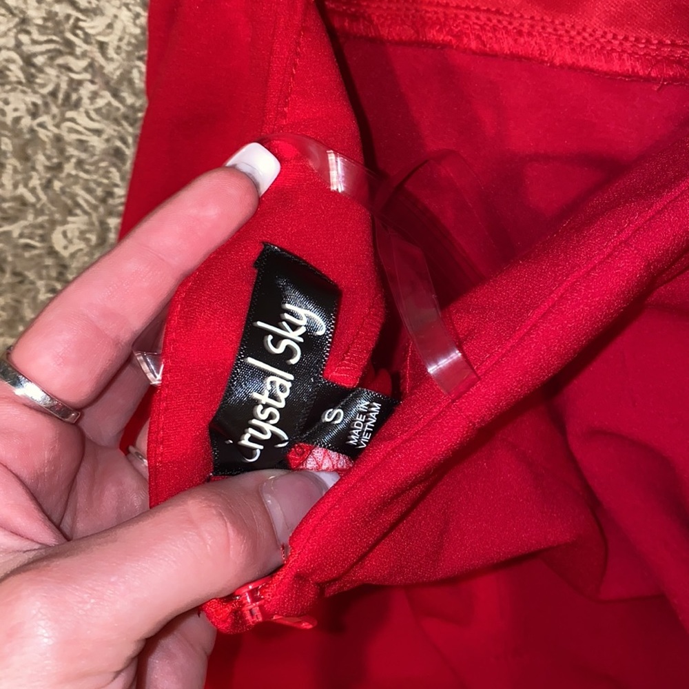 Small red romper - Picture 4 of 4